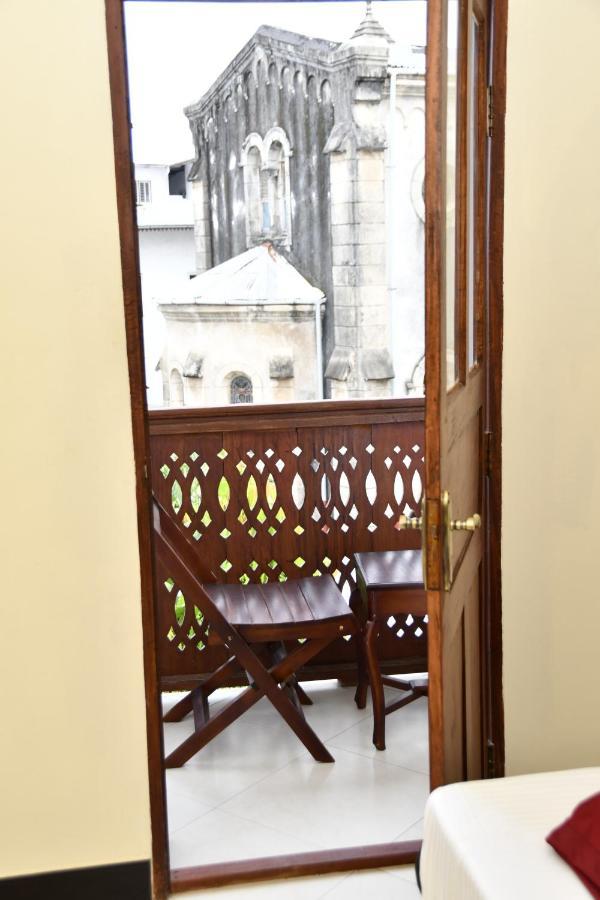 Minara Miwili - Forodhani Park Zanzibar Exterior photo